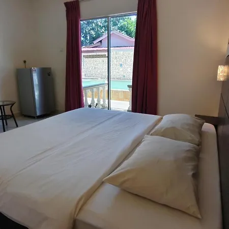 Casa Idaman Motel Pantai Cenang  Exterior photo